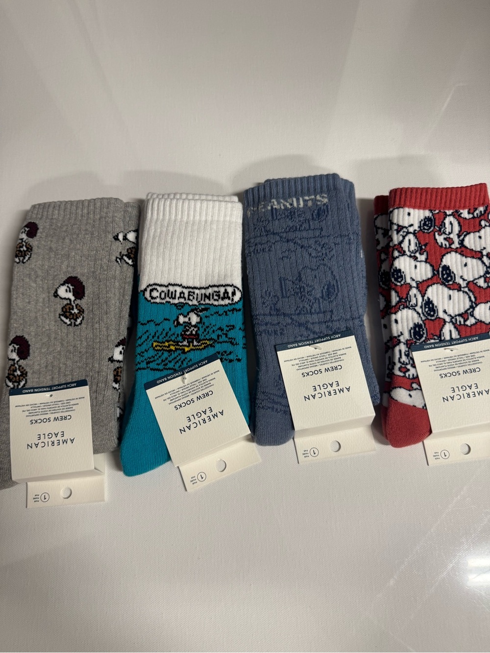 Snoopy Socks Mens American Eagle Lot Of 4